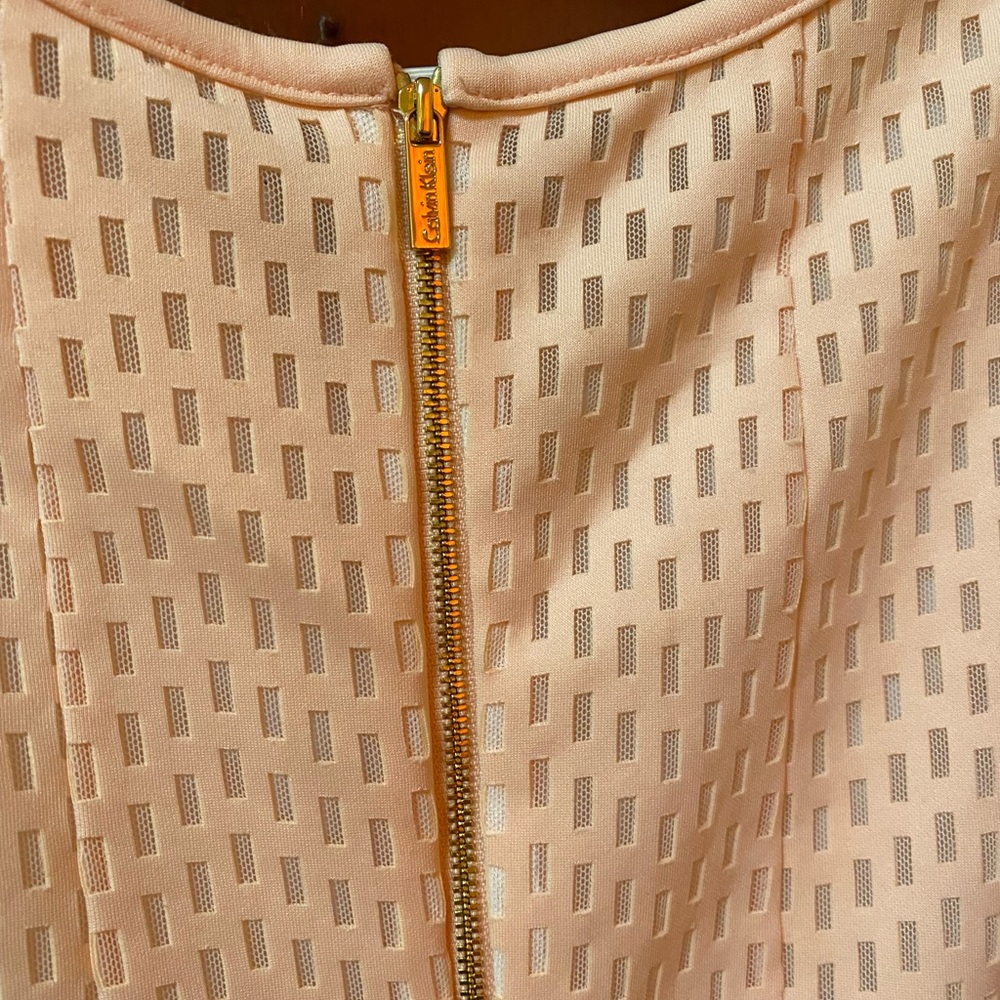 CALVIN KLEIN BLUSH PINK SLEEVELESS A-LINE DRESS WITH SOLID INTERIOR LINING - Picture 8 of 12